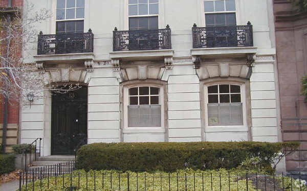 Foto del edificio - 13 Commonwealth Ave