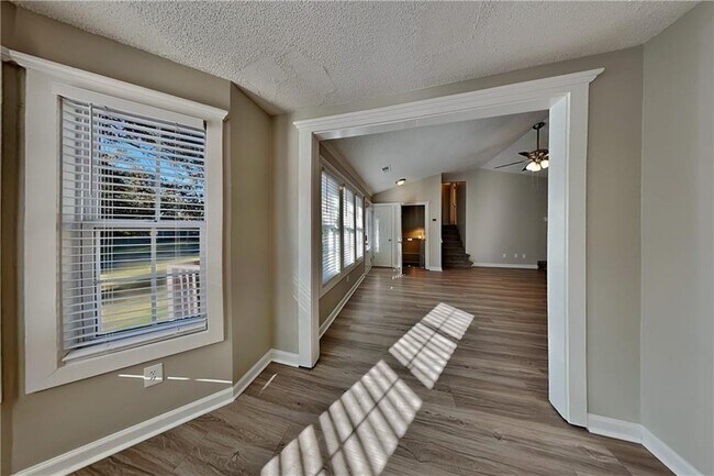 Foto del edificio - 3560 Pine Branches Ct