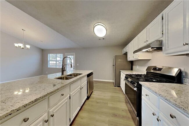 Building Photo - 3202 Windgate Dr