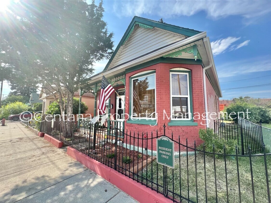 Foto principal - Historic home centrally located and beauti...