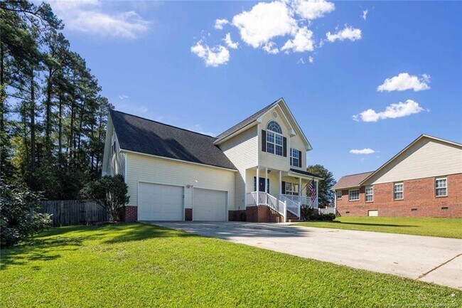 Foto del edificio - 107 Woodland Ct