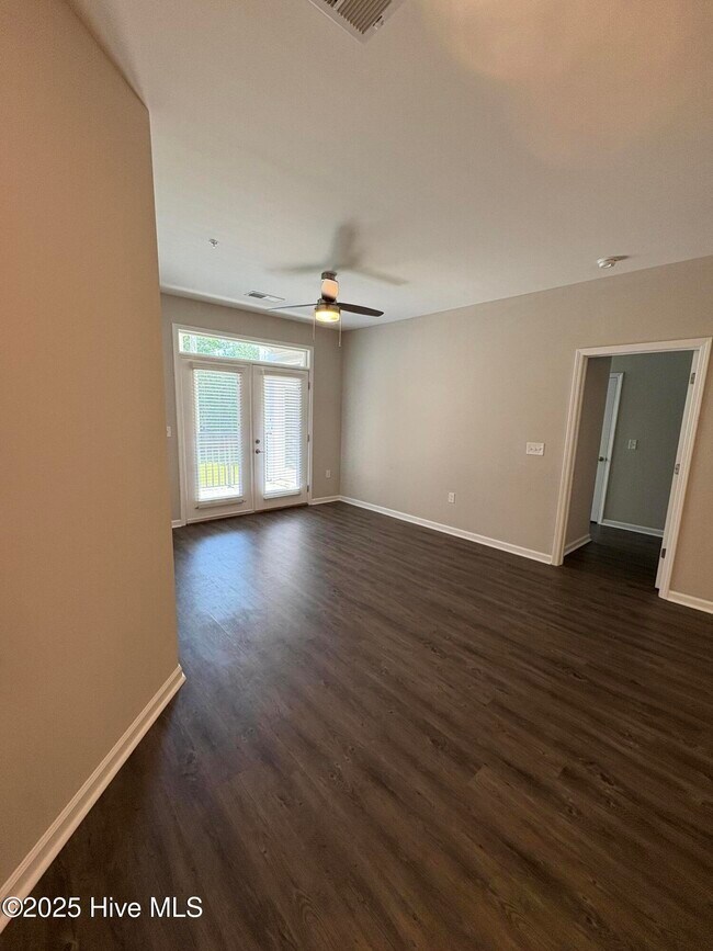 Foto del edificio - 5614 Lucas Ct