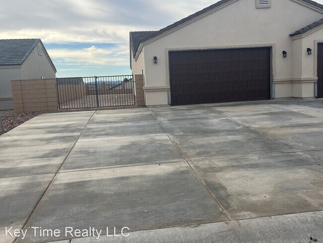 Foto del edificio - 3 br, 2 bath House - 2228 Hammer Ln