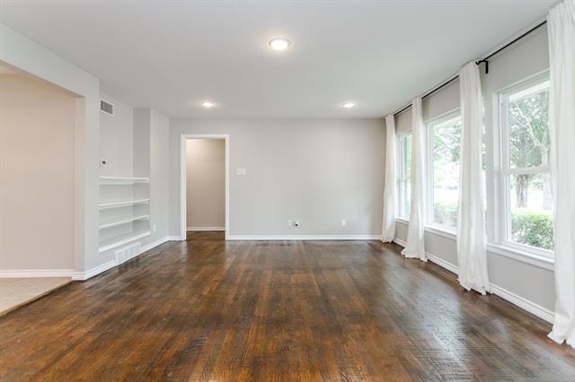 Building Photo - 10265 San Lorenzo Dr