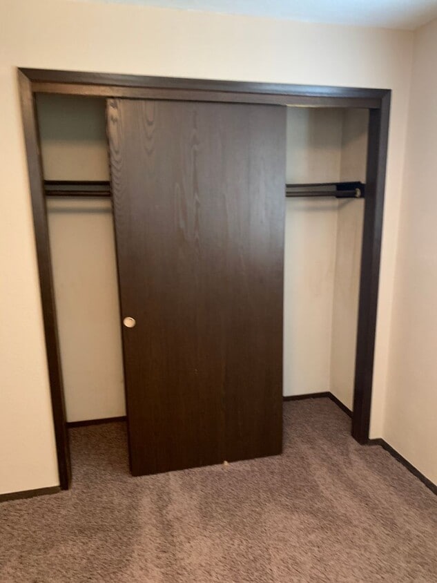 Foto principal - 405 3rd Ave SW