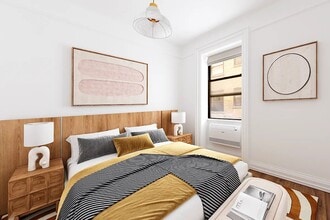 Building Photo - 135 W 16th St