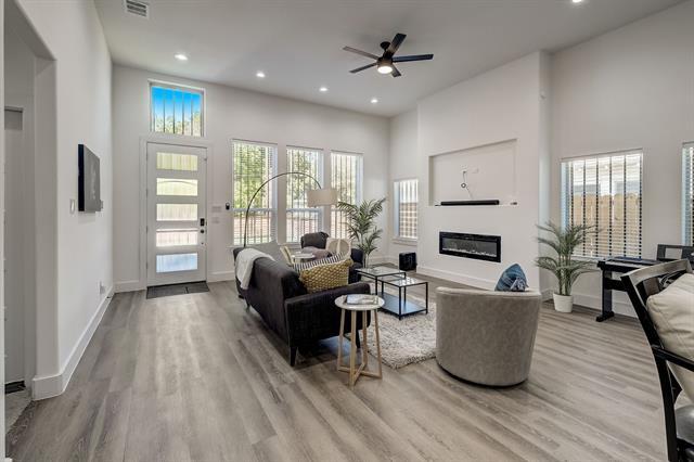 Foto del edificio - 2618 Carpenter Ave