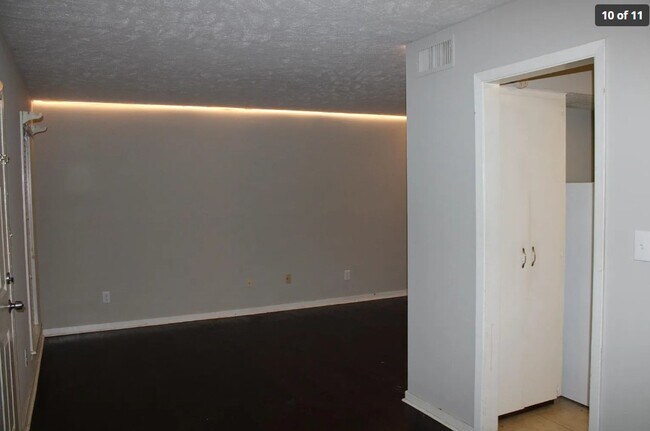 Foto del edificio - 505 Lorenz Blvd