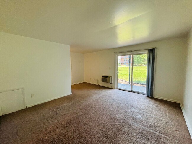 Foto del edificio - 1 Bedroom, 1 Bath Apartment