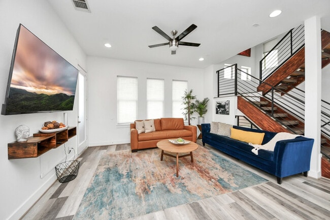 Building Photo - 3014 McKinney St