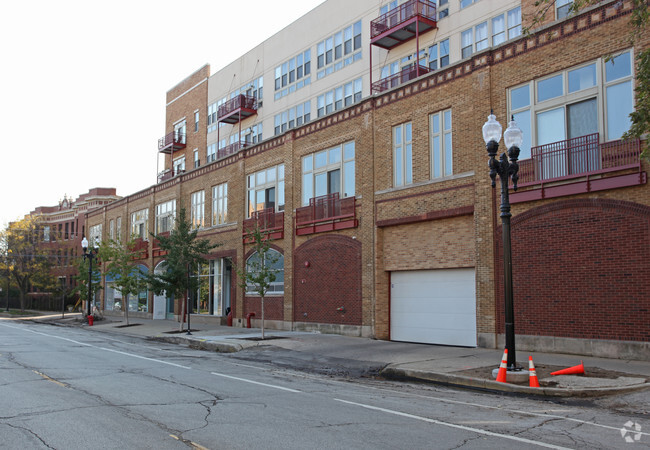 Building Photo - North Beach Lofts