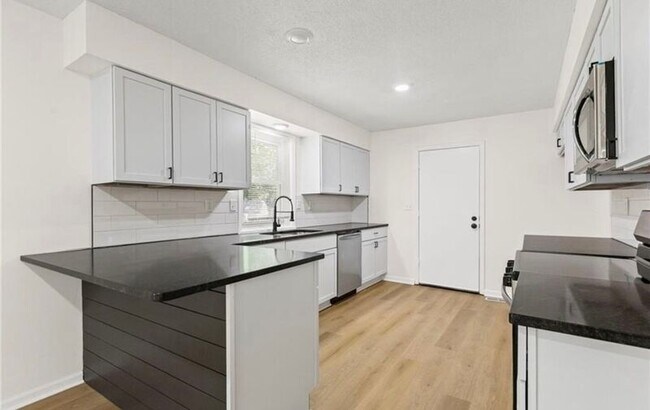 Foto del edificio - 602 SE Brentwood Dr