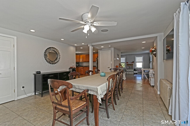 Foto del edificio - 238 Zion Hill Rd