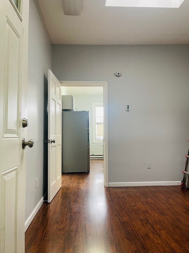 Building Photo - 1414 Rockaway Pky