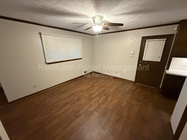 Building Photo - 500 Terry Dr