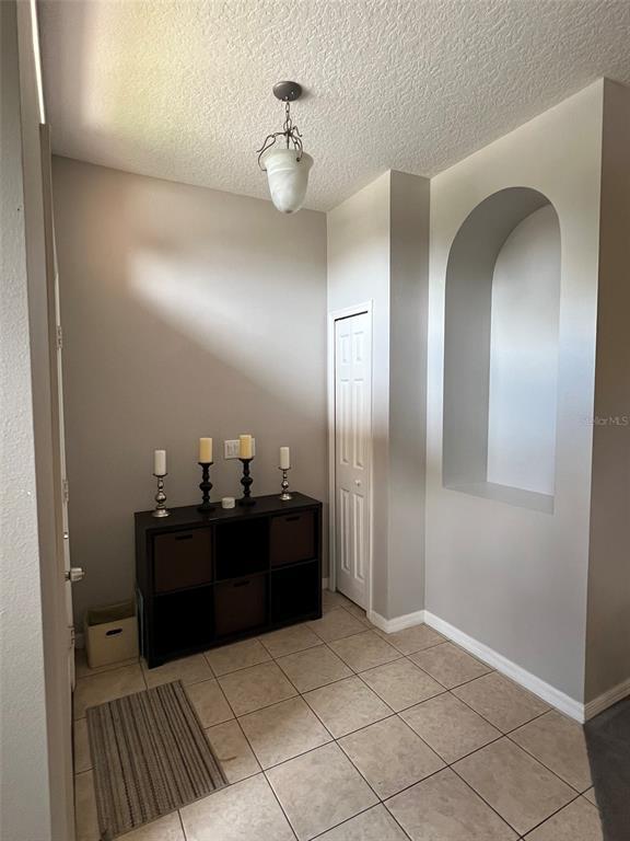 Building Photo - 3793 Shawn Cir