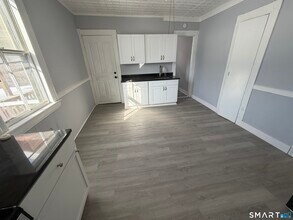 Building Photo - 73 Waterville St