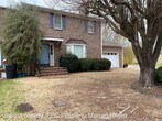 Foto principal - 3 br, 2 bath House - 208 Lakewood Court