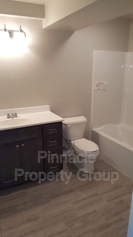 Building Photo - 7201 Maple Valley Rd