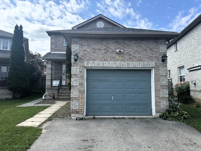 Building Photo - 67 Russell Hill Dr