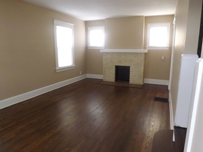 Foto del edificio - 1327 Vanderveer 3BR/1BA (East Hamilton)
