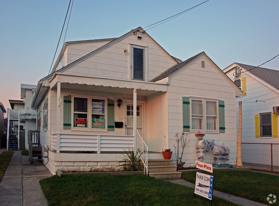 Primary Photo - 304 E Rio Grande Ave