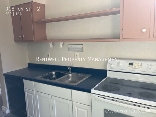 Building Photo - 918 Ivy St