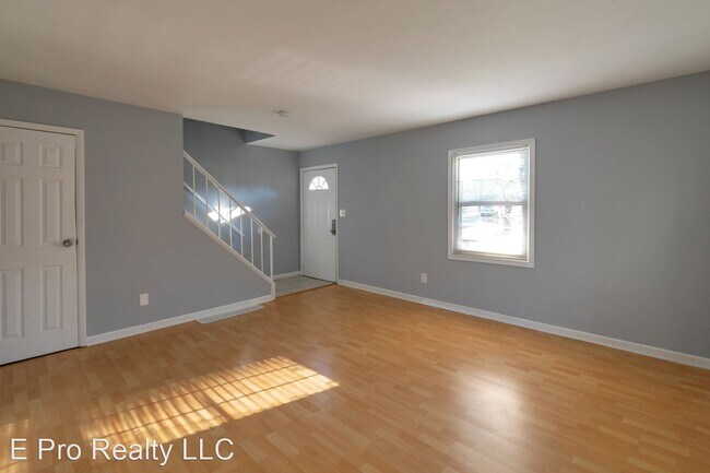 Building Photo - 2 br, 1 bath House - 34 Candlelight Ln A