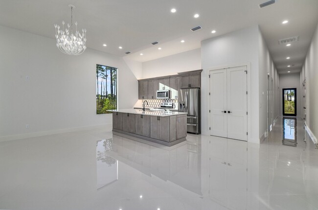 Building Photo - Stunning Brand-New Single-Story 3 Bedroom/...