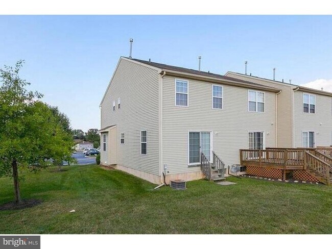 Foto del edificio - 69 Yellowwood Ct