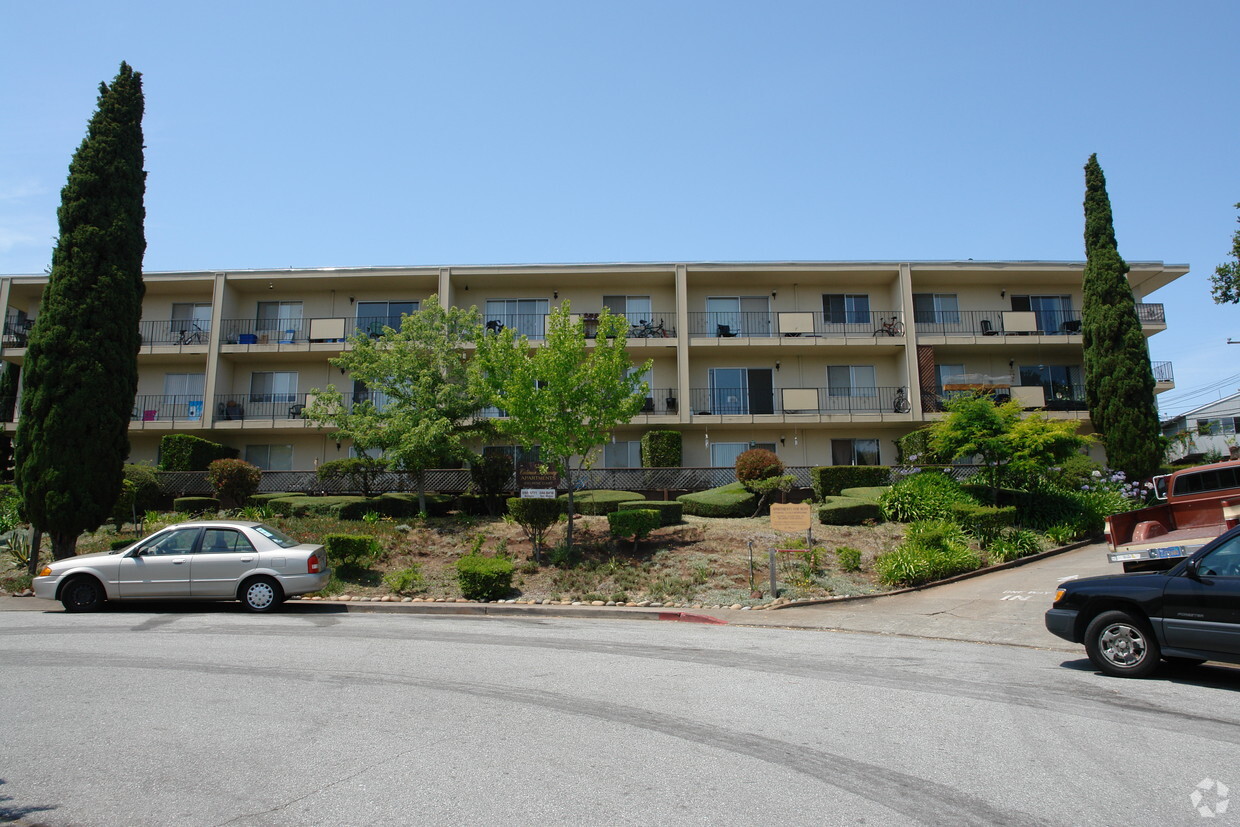 Primary Photo - Catania Regency Apartments