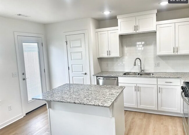 Foto del edificio - 5992 W Holdcroft Dr