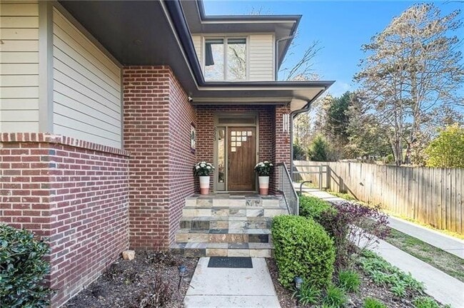Foto del edificio - 623 Ansley St