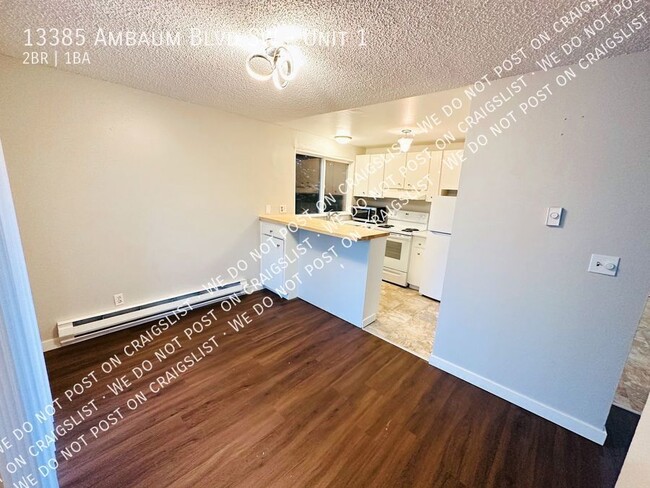 Foto del edificio - Burien - Updated 2 Bedroom / 1 Bath