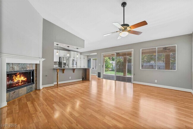 Foto del edificio - 3032 Pier Harbor Dr