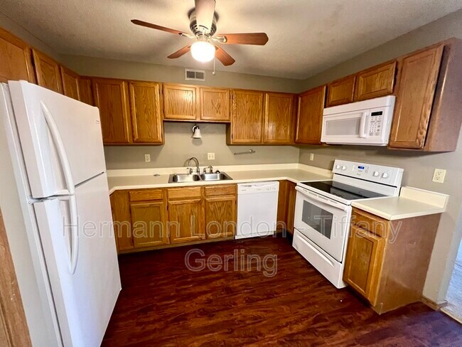 Building Photo - 2542 Creve Coeur Mill Rd