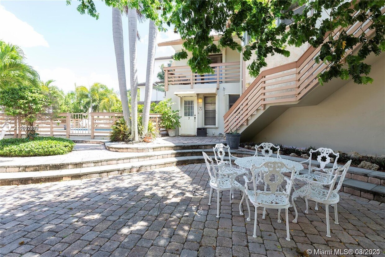 Foto principal - 111 Isle of Venice Dr