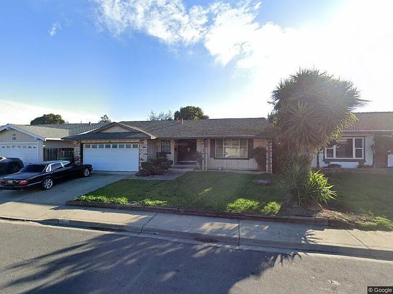 Foto principal - 3440 Isherwood Pl