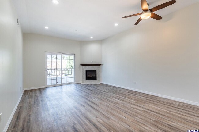Foto del edificio - 518 Glenwood Rd
