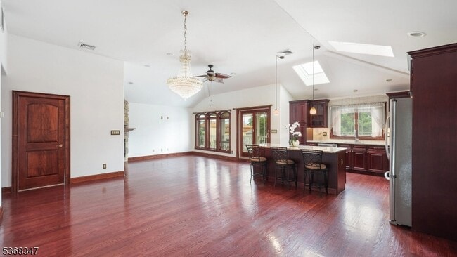 Building Photo - 249 Sanford Ave