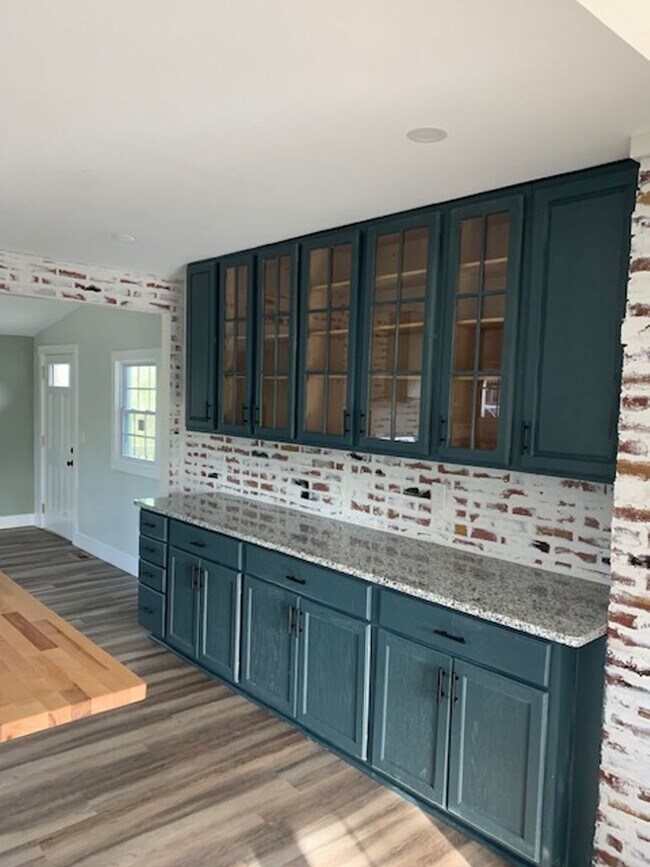 Foto del edificio - 112 Poteat St