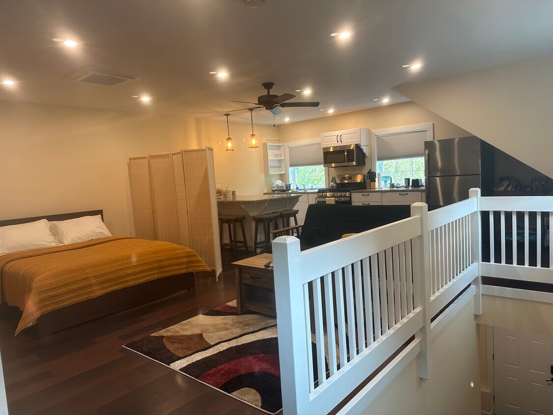 488 Old Chesterfield Rd, Chesterfield, NH 03443 Apartments in