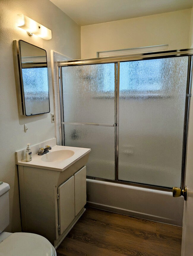 Bathroom - 2988 Royal Palm Dr