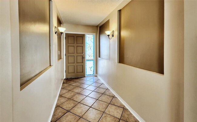 Building Photo - 5037 Brookside Ln
