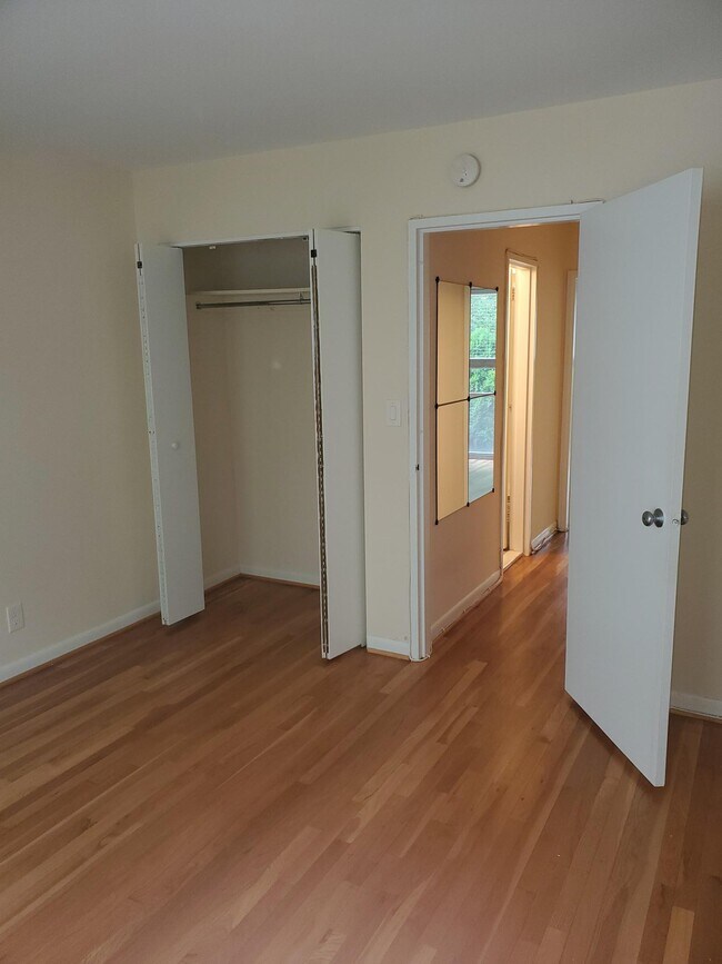 Foto del edificio - 749 Delaware Ave SW