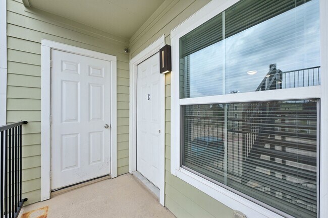 Building Photo - 254 Plez Morgan Dr