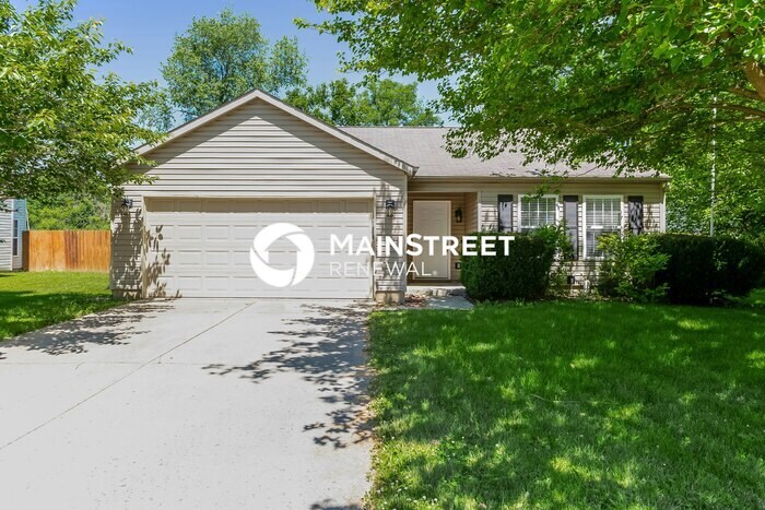 Foto principal - 3 Bedroom Pet-Friendly Home in Indianapoli...