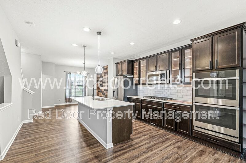 Primary Photo - 2936 W New York St