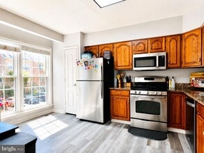 Building Photo - 14602 Creek Valley Ct