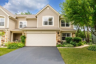 Building Photo - 141 Crescent Ln